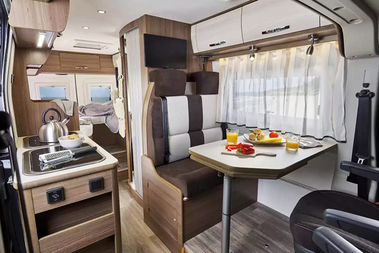 Kampery Suwałowski. Bravia Mobil i Etrusco w stałej ofercie 1